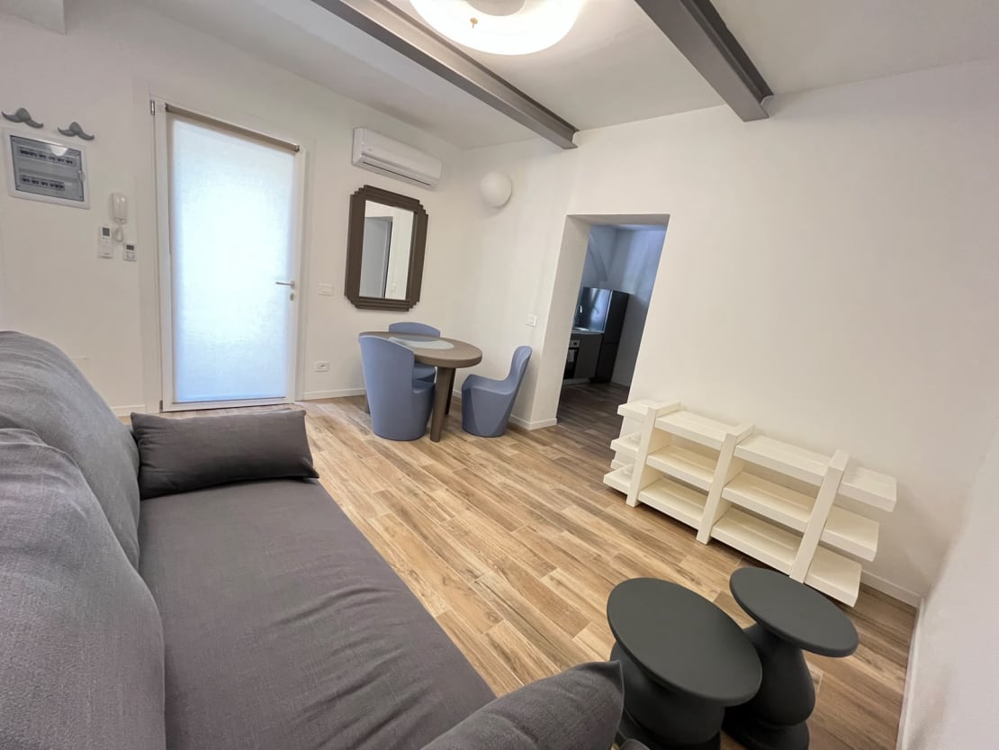 San Cristoforo Flats: BLOS